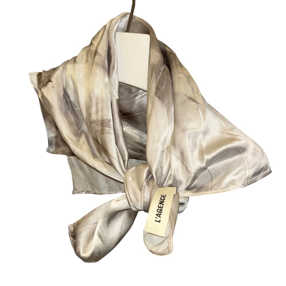 L'Agence 100% silk charmeuse watercolor gray silver feather print scarf - Picture 5 of 6